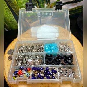 VTG| Case of Beads, Charms, Stones & More !! ✨